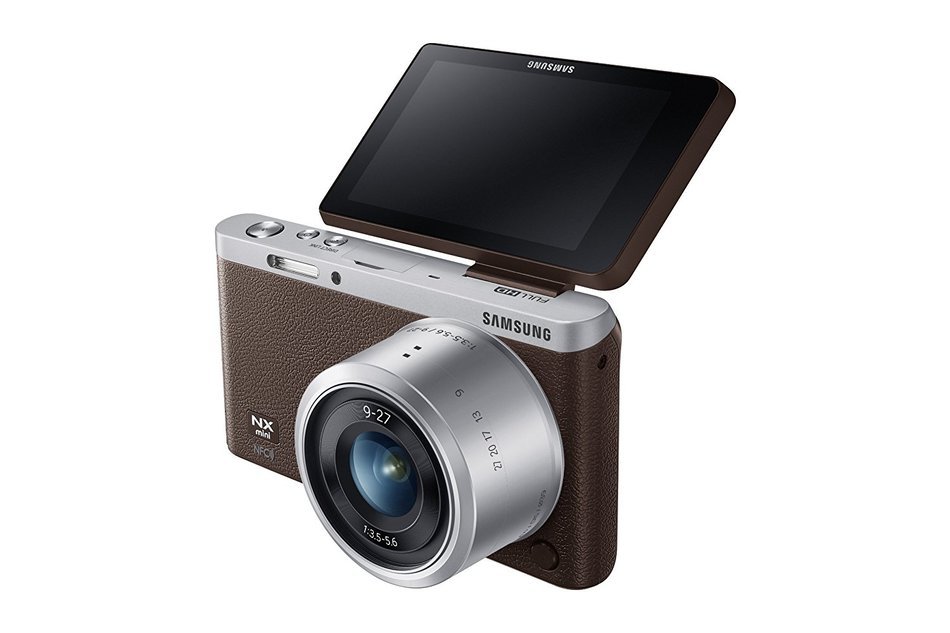 Samsung NX Mini 20.5MP CMOS Smart WiFi & NFC Mirrorless Digital Camera with 9-27mm Lens and 3" Flip Up LCD Touch... N136