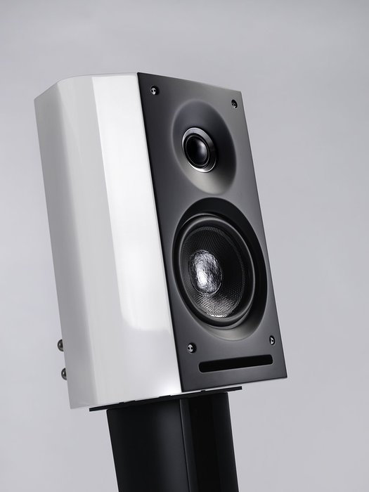 Sonus faber Venere 1.5 Bookshelf Speaker (Pair, Walnut)