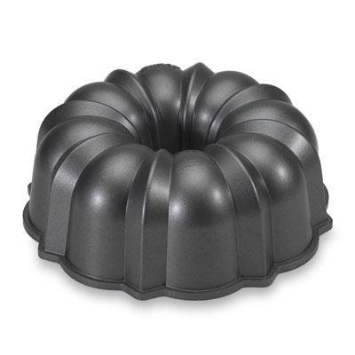 Nordic Ware Original Procast Bundt Pan "Prod. Type: Kitchen & Housewares/Cookware & Bakeware"