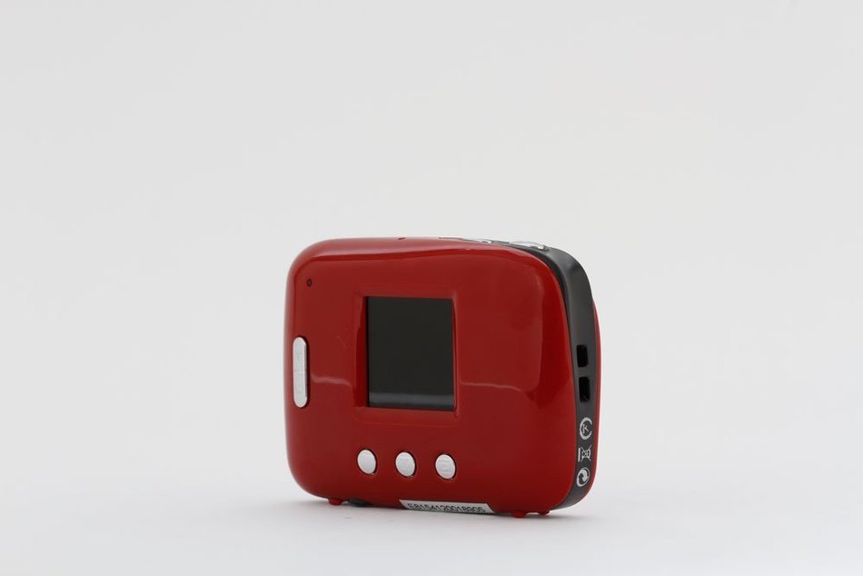 Vivitar V46-WHT 5.1MP Digital Camera with 1.8 tft, Colors May Vary N7