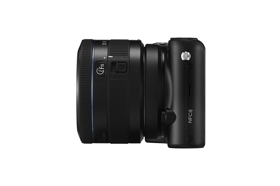 Samsung NX2000 20.3MP CMOS Smart WiFi Mirrorless Digital Camera with 20-50mm and 50-200mm Zoom Lens Bundle (Black) N27