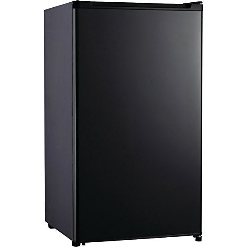New MAGIC CHEF MCAR320B2 Refrigerator (3.2 Cubic Ft)