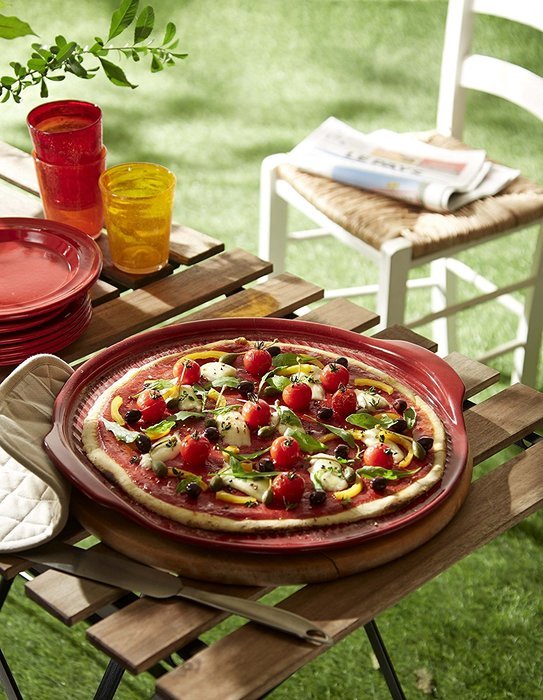 Emile Henry Made In France Flame Pizza Stone, 14.6 x 14.6", Charcoal N2