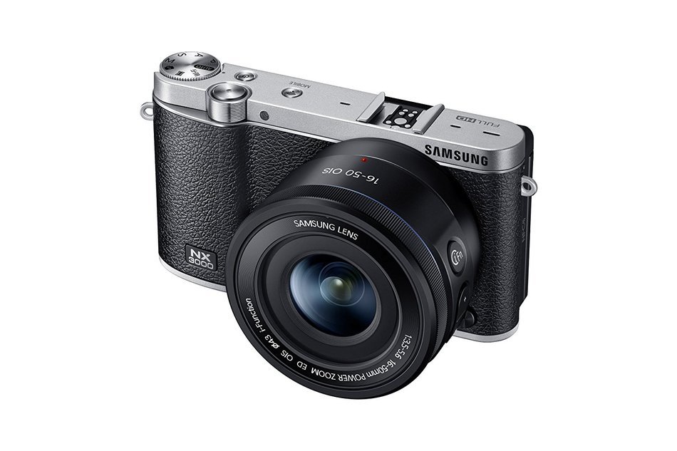 Samsung NX3000 Wireless Smart 20.3MP Mirrorless Digital Camera with 16-50mm OIS Power Zoom Lens and Flash (Black) N32