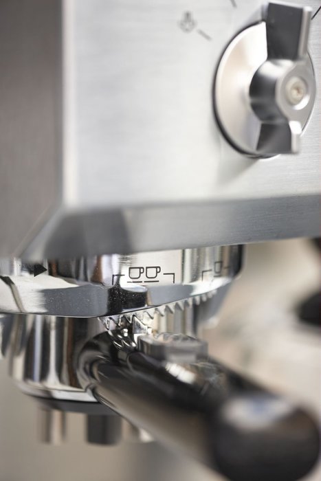 KRUPS XP5220 Pump Espresso Machine with KRUPS Precise Tamp Technology and Stainless Steel Control Panel, Black