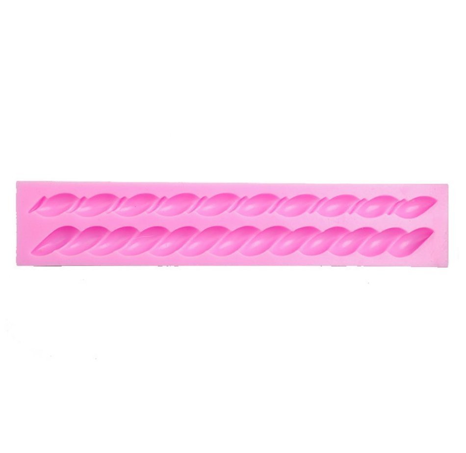 Yunko Large Chain Silicone Fondant Cake Decoration Mold Gum Pastry Tool Candy Mould
