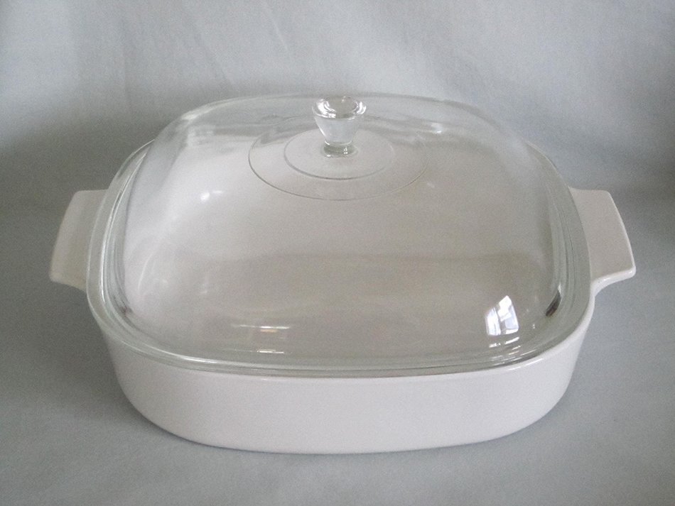 Vintage 1970s Corning White 10 Inch Cookmate Covered Skillet Casserole Dish 10" X 10" X 2"