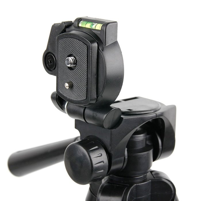 DURAGADGET Sturdy Collapsible Tripod with Extendable Legs for Nikon - D90, D800, D300s N5