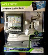 AcuRite Professional Weather Center Station with Easy Mount 5-in-1 Sensor