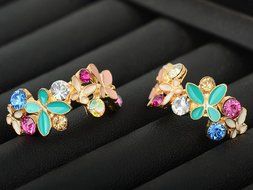 1 Pair New Fashion Women Lady Elegant Crystal Rhinestone Ear Stud Earrings N3