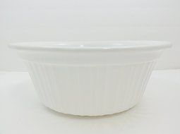 Corning Ware French White Stoneware 2 Quart - 1.9 Liter