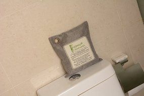 Ofeely Air Purifying Bag 200g Natural Bamboo Charcoal Deodorizer Naturally Removes Odor,Allergens and Harmful... N8