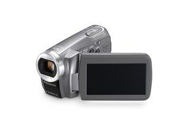 Panasonic SDR-S7 Flash Memory Camcorder with 10x Optical Zoom (Silver) (Discontinued by Manufacturer) N5