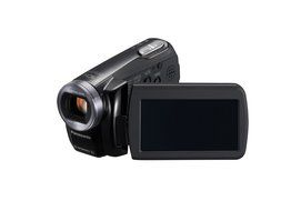 Panasonic SDR-S7 Flash Memory Camcorder with 10x Optical Zoom (Silver) (Discontinued by Manufacturer) N8