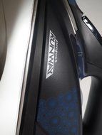 Limited Production Rowenta DW5051 Auto-Off 330-Hole Stainless Steel 1750 Watt Micro Steam Iron - Project Runway... N4