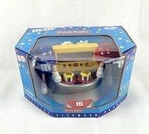 M&amp;M&#039;s Clock Radio N2