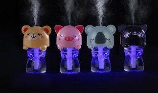 Dacawin USB Mini Cartoon Bottle Cap Humidifier Office Air Diffuser (Black)