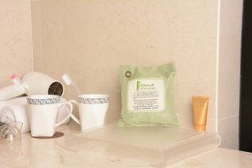 Ofeely Air Purifying Bag 200g Natural Bamboo Charcoal Deodorizer Naturally Removes Odor,Allergens and Harmful... N15