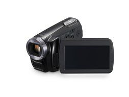 Panasonic SDR-S7 Flash Memory Camcorder with 10x Optical Zoom (Silver) (Discontinued by Manufacturer) N10