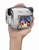 Canon DC22 2.2MP DVD Camcorder with 10x Optical Zoom (Discontinued by Manufacturer) N12