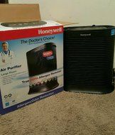 Honeywell "Doctor's Choice" Hepa 310 Sq. Ft. Allergen Remover N2