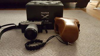 Fujifilm X-A2 Mirrorless Digital Camera with 16-50mm Lens (White) - International Version (No Warranty)