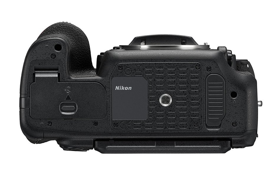 Nikon D500 DX-Format Digital SLR (Body Only) w/ Nikon MB-D17 Multi Battery Power Pack N4