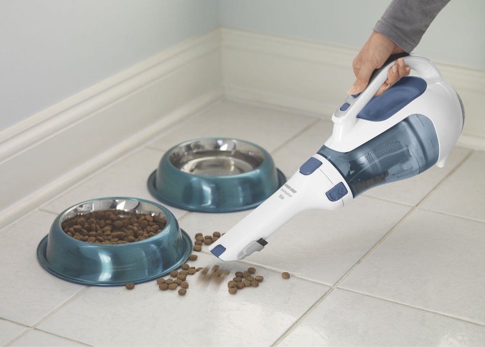 Black & Decker CHV1510 Dustbuster 15.6-Volt Cordless Cyclonic Hand Vacuum N3