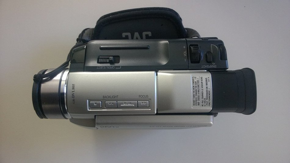 JVC GRDVL805U MiniDV Digital Camcorder with Built-in Digital Still Mode (Discontinued by Manufacturer) N8