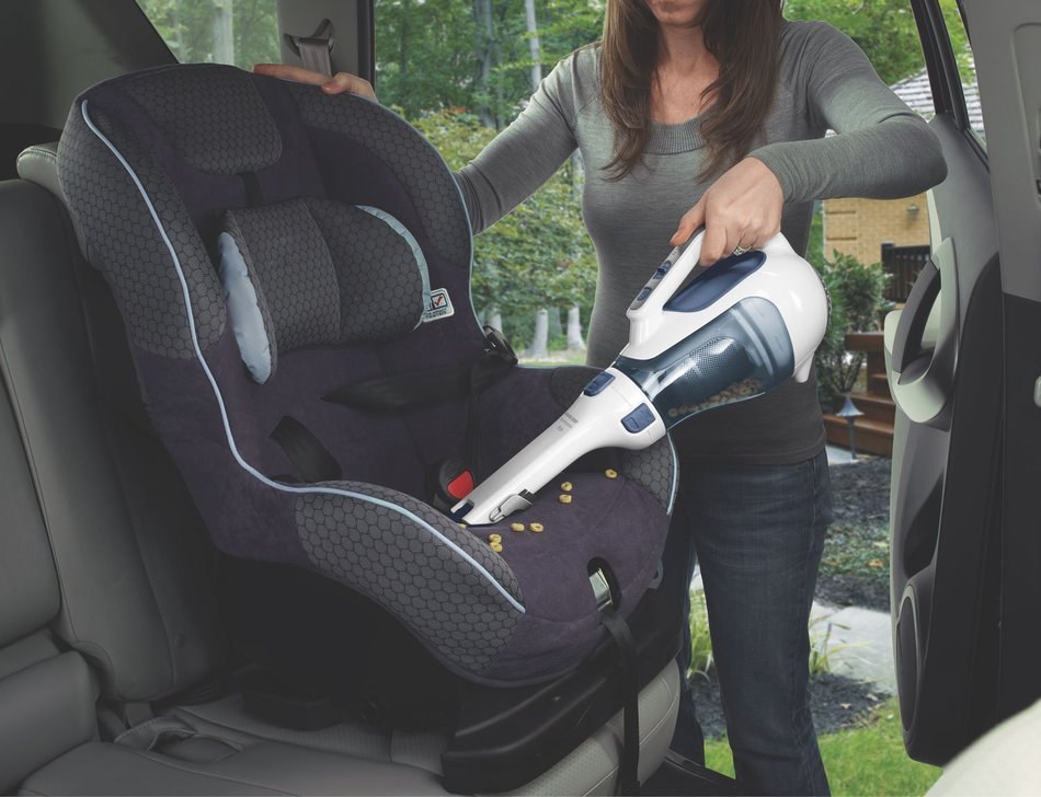 Black & Decker CHV1510 Dustbuster 15.6-Volt Cordless Cyclonic Hand Vacuum N6