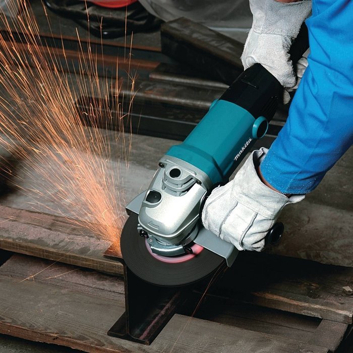 Makita VC4710 12-Gallon Wet/Dry Vacuum N5