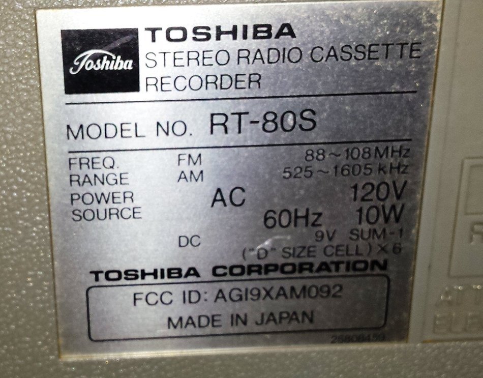 TOSHIBA BOOM BOX-GETTO BLASTER AM/FM RADIO CASSETTE PLAYER-RECORDER N5