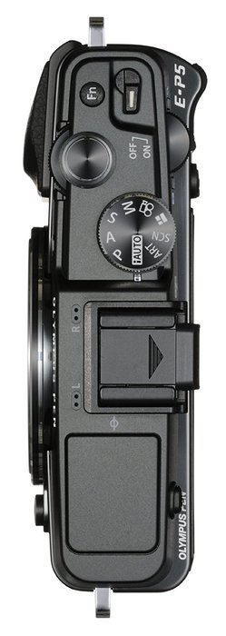 Olympus E-P5 16.1 MP Mirrorless Digital Camera with 3-Inch LCD and 17mm f/1.8 lens (Silver with Black Trim) N27