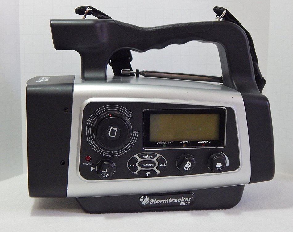 VECTOR Stormtracker Elite WC300DSV TV/Lantern AM/FM Weather Alert Radio N6