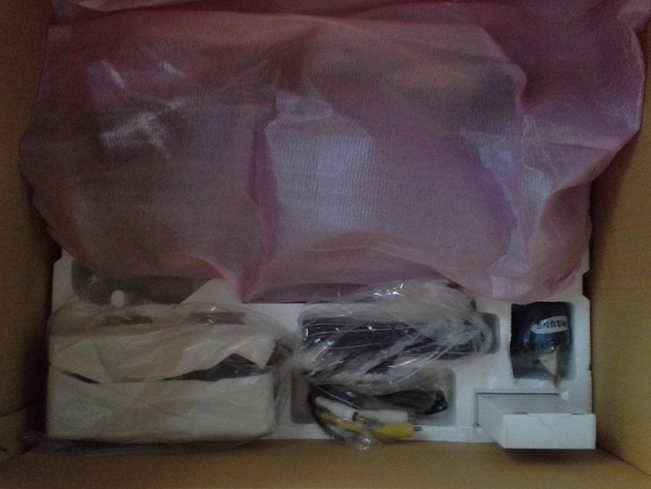 SAMSUNG VHS Model #SCF754 Full Size Camcorder NIB N4