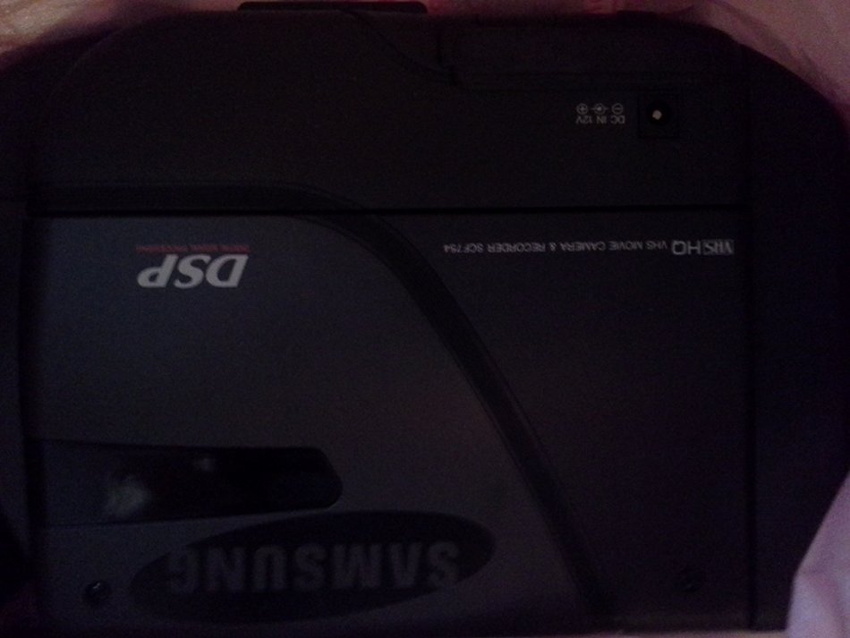 SAMSUNG VHS Model #SCF754 Full Size Camcorder NIB N5