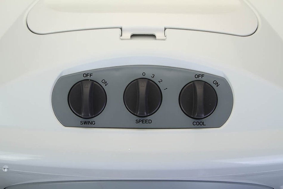 Honeywell CO48PM 100 Pt. Commercial Indoor/Outdoor Portable Evaporative Air Cooler - White/Grey N20