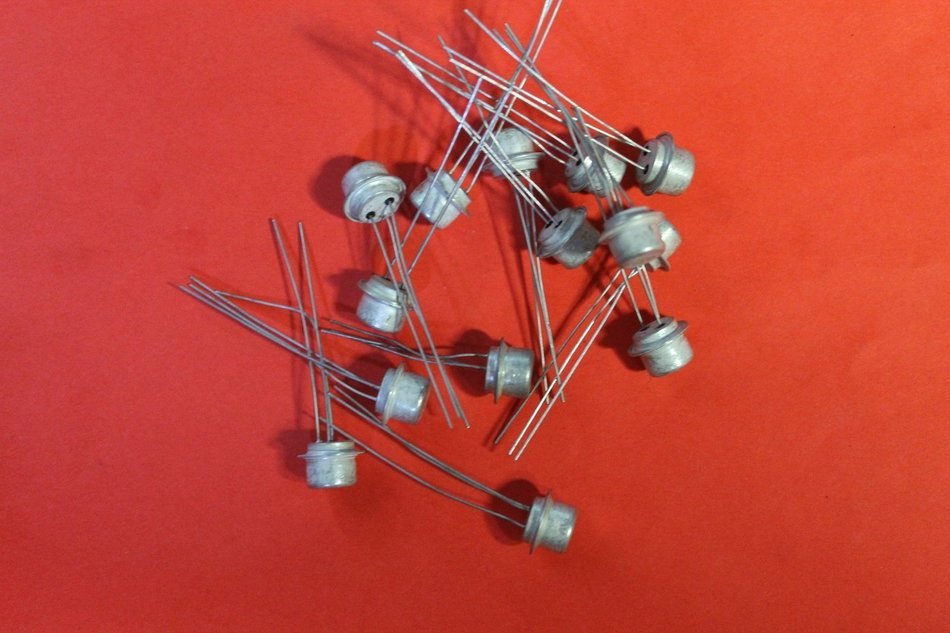Transistor Silicon P308 analogue 2N1573, 2N1574, 2N739, 2N755, 2N845, BC285 USSR 4 pcs N2