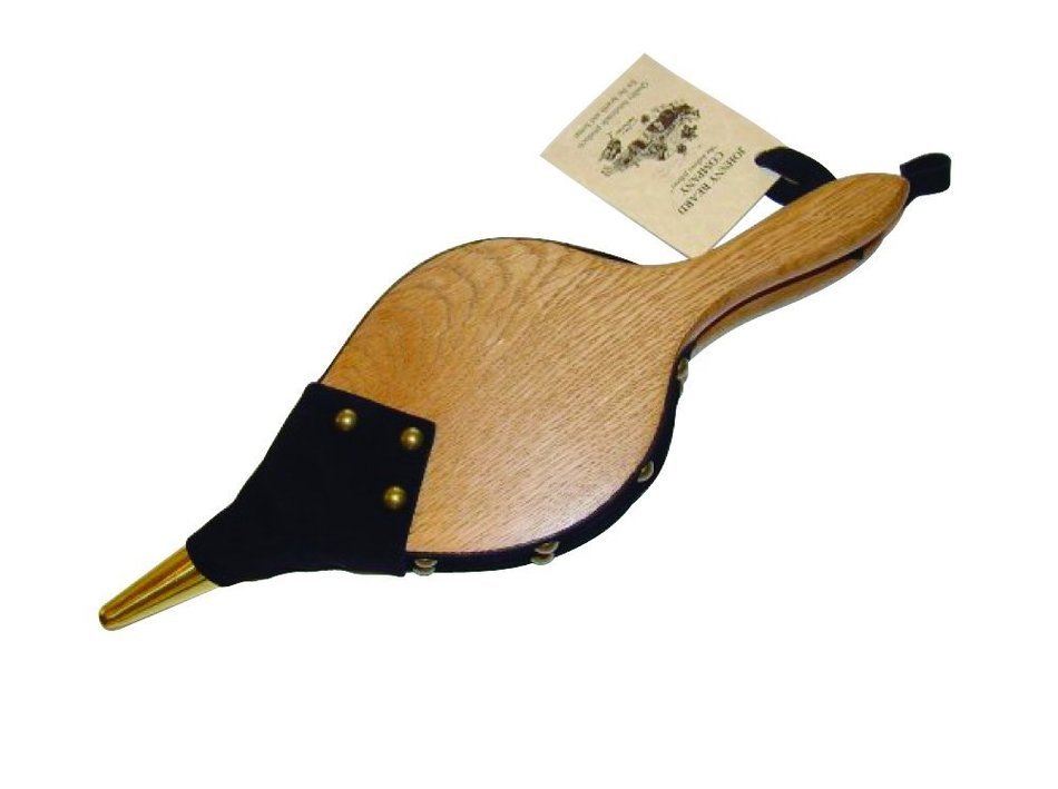 Chimney 68050 Small Oak Hand Waxed Oil Finish Bellows- Leather Trim- 6 in. x 18 in.