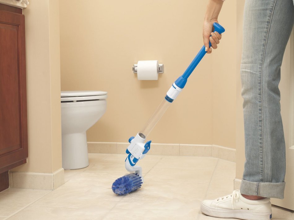 Black & Decker S700E ScumBuster Xtreme Cleaning Tool with 3-in-1 Extension Handle N8