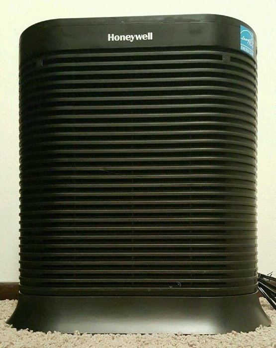 Honeywell "Doctor's Choice" Hepa 310 Sq. Ft. Allergen Remover N3