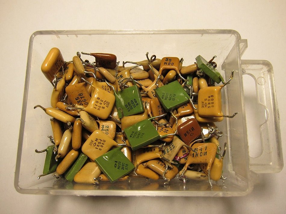 Capacitor ceramic K21-7 50V 1800pF 5% USSR 50 pcs