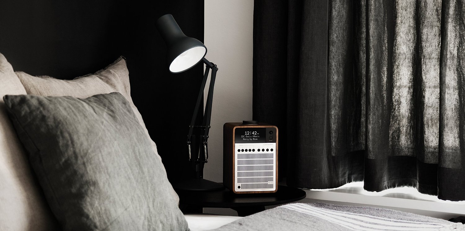 Revo Super Signal Deluxe DAB Table Radio with DAB/DAB+/FM Reception