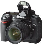 Nikon D70S 6.1MP Digital SLR Camera Kit with 18-70mm Nikkor Lens N10