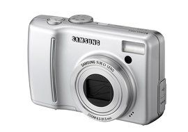 Samsung Digimax S85 8MP Digital Camera with 5x Optical Zoom (Black)