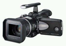 JVC GRH-D1 High Definition MiniDV Camcorder w/10x Optical Zoom (Discontinued by Manufacturer) N11