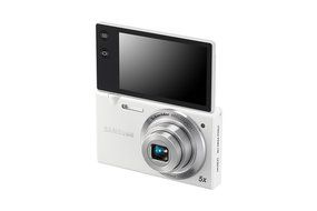 Samsung Multiview MV800 16.1MP Digital Camera with 5x Optical Zoom White N13