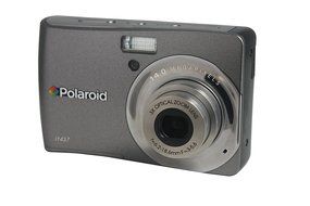 Polaroid CIA-1437TC 14MP CCD Digital Camera with 2.7-Inch LCD Display (Titanium) N2
