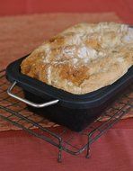 Solara Loaf Pan - Durable Non-Stick Silicone Bakeware, Dishwasher and Microwave Safe N4