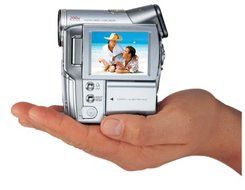 Canon Optura 500 MiniDV Camcorder w/10x Optical Zoom (Discontinued by Manufacturer) N10